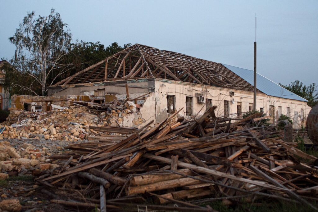 Un niño de 8 años muerto y 6 heridos por bombardeo en Nikolaev