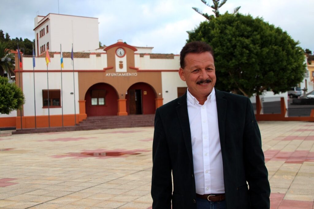 Fuencaliente, en La Palma, impulsa la recuperación de los viñedos