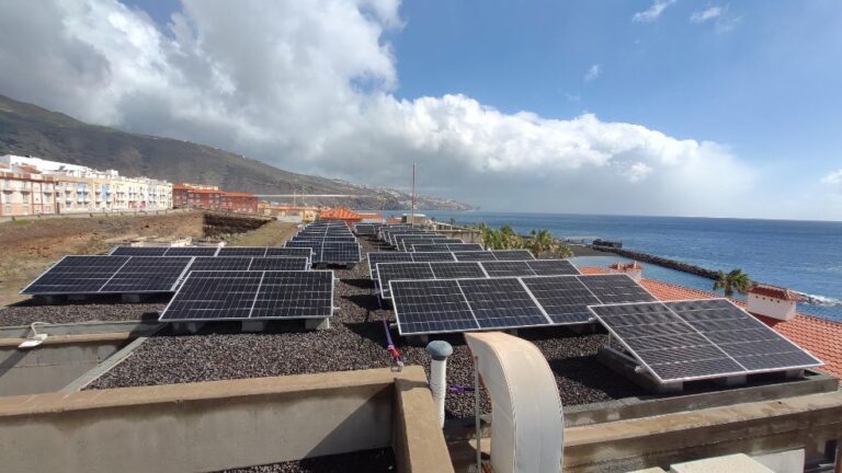 Torres valora el incremento de energía fotovoltaica para autoconsumo en Canarias