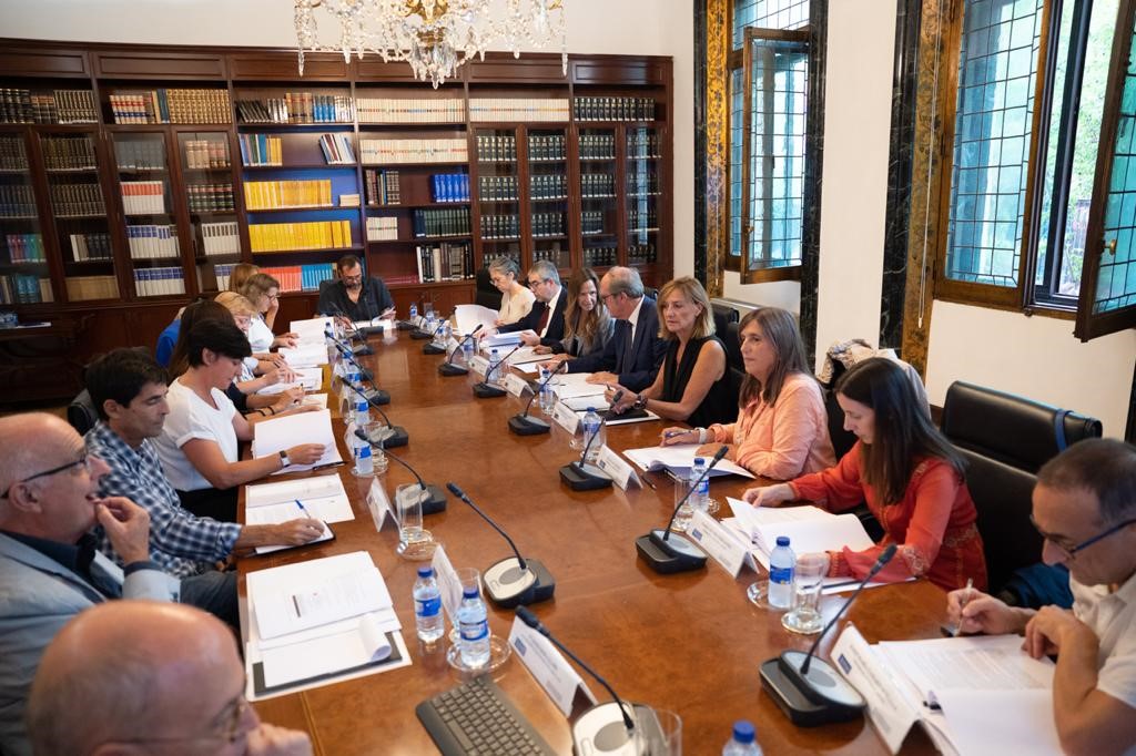 El Defensor del Pueblo reúne por segunda vez a la comisión que investiga abusos en la Iglesia