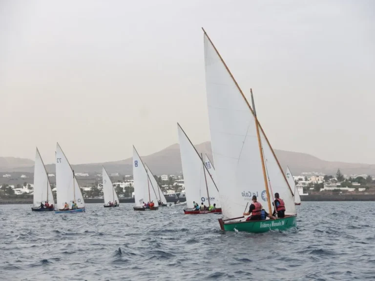 Archipiélago Chinijo, campeón de Canarias de Barquillos de Vela Latina de cinco metros