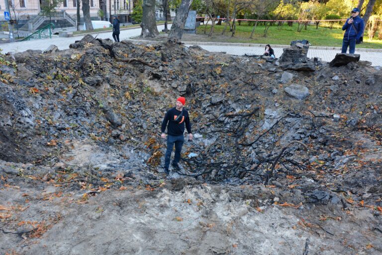Nuevos ataques rusos sobre el centro de Kiev