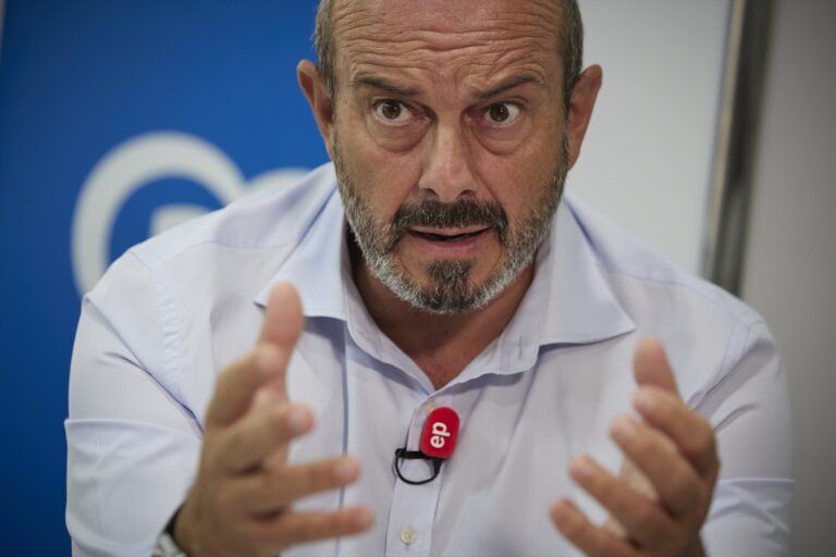 Domínguez considera que el PP en Canarias «no será alternativa de gobierno» sin Las Palmas de Gran Canaria