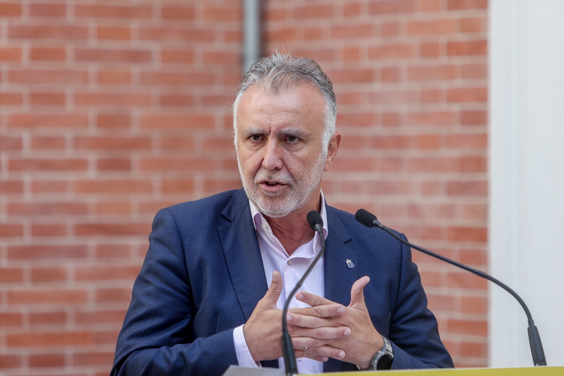 Torres: Los socialistas defienden a quienes menos tienen, otros a los que más