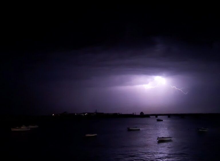 La DANA deja una tormenta eléctrica en las islas orientales