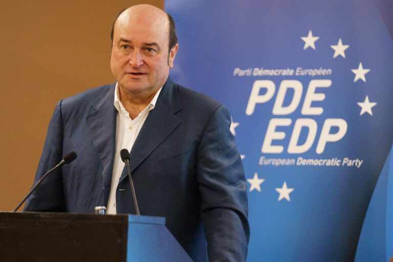 Ortuzar sobre el CGPJ: «Si el PP se considera patriota debería seguir las conversaciones»