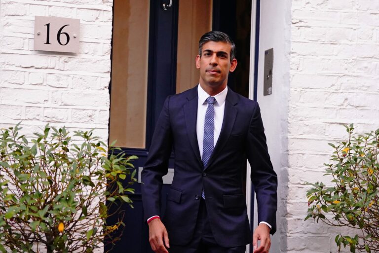 Los conservadores británicos eligen a Rishi Sunak, que será nuevo primer ministro