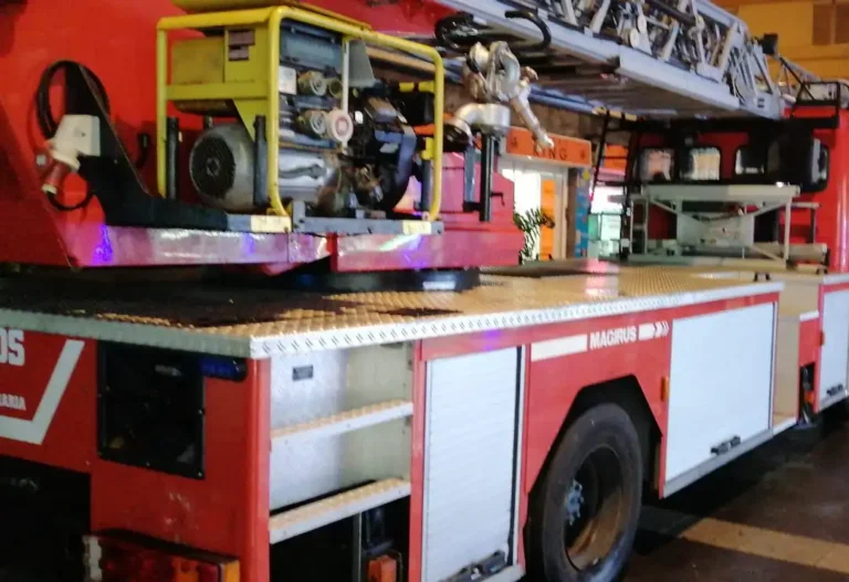 Un hombre sufre quemaduras tras un incendio en una vivienda en Gran Canaria