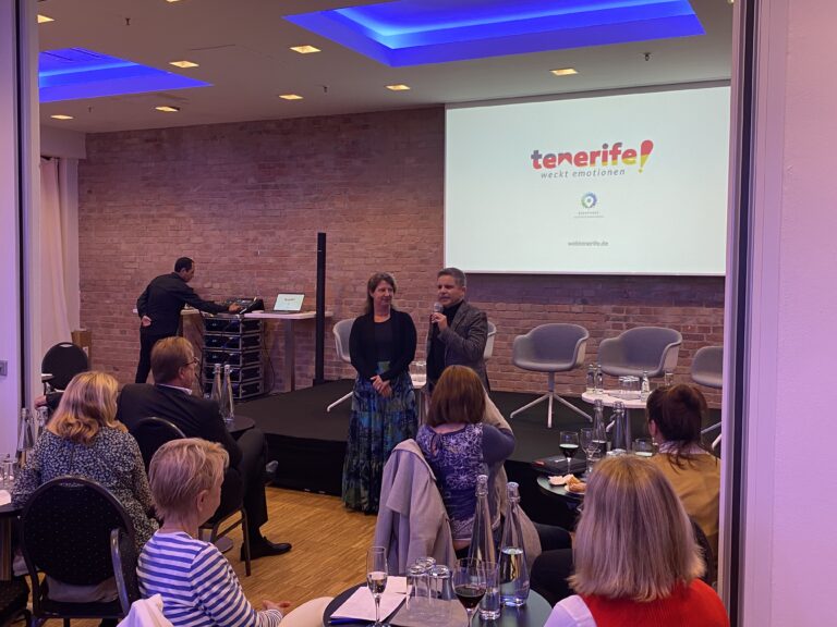 Tenerife se promociona en Berlín con una propuesta original apoyada en los protagonistas de la serie Balko
