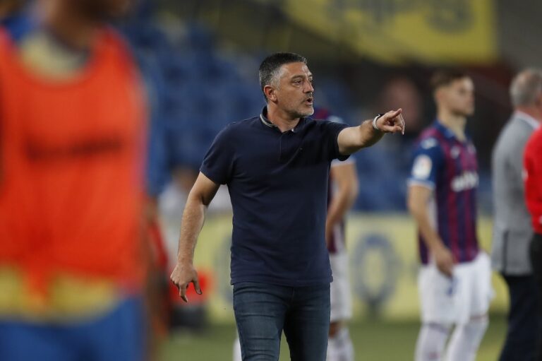 Pimienta: «El Mirandés es el mejor equipo de las últimas diez jornadas»