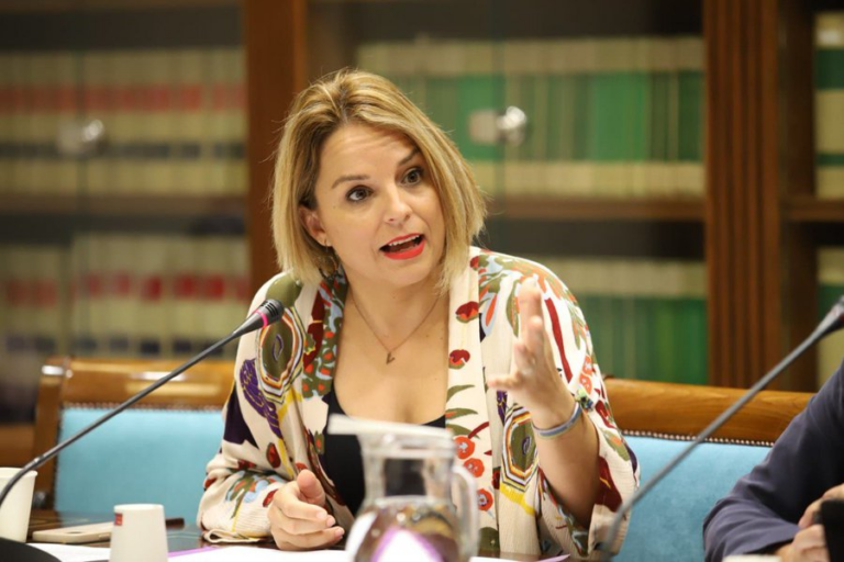 Santana dice que Canarias deja atrás el «vagón de cola» en dependencia
