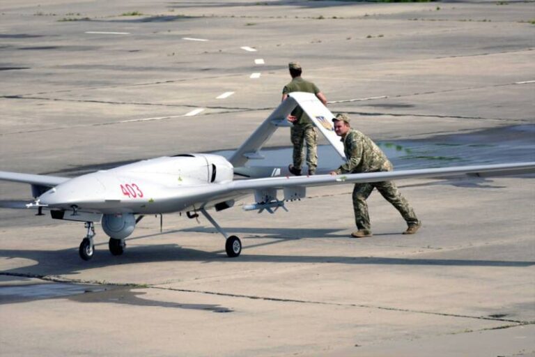 Ucrania denuncia una nueva oleada de ataques rusos con «más de cien misiles» y drones