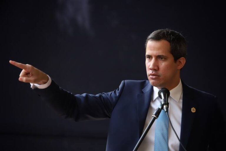 La oposición venezolana planea la sustitución de Juan Guaidó como «presidente interino»