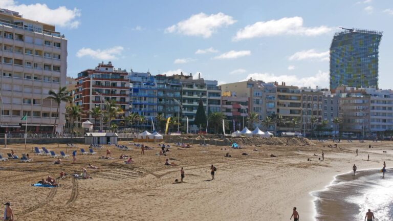 El ‘Frente Ecléctico de Las Canteras’ declarado Bien de Interés Cultural