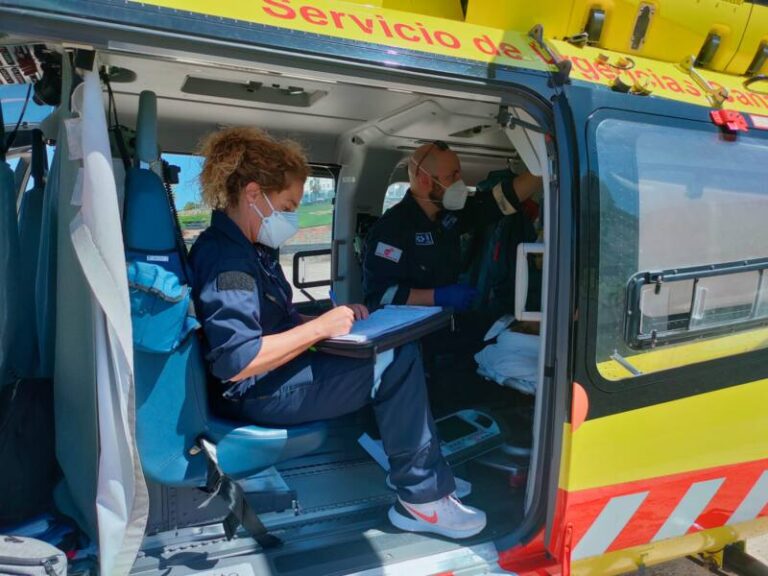 El SUC trasladó a medio centenar de pacientes críticos durante la erupción del volcán