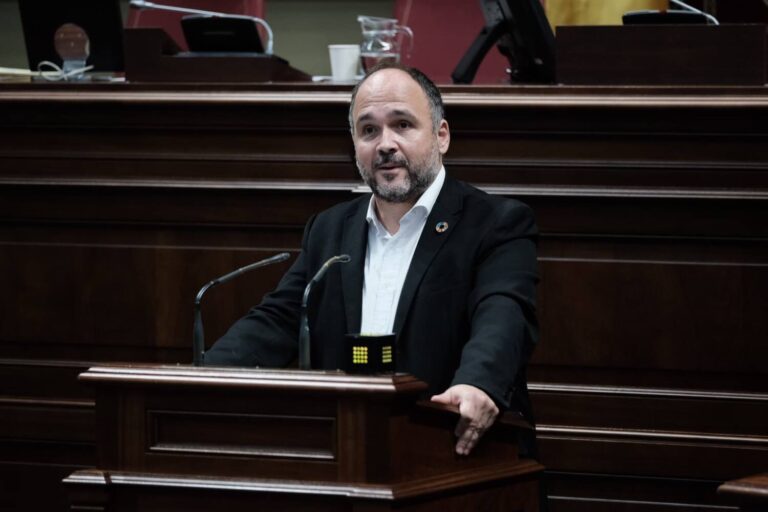 Aprobada la ley del cambio climático de Canarias con la oposición de PP y Ciudadanos