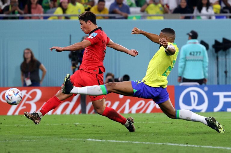 4-1. Una goleada de Brasil a Corea del Sur los coloca en cuartos ante Croacia