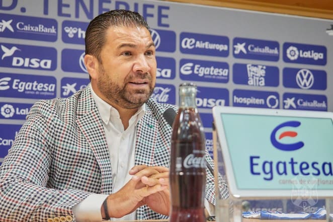 Juan Carlos Cordero deja la dirección deportiva del CD Tenerife