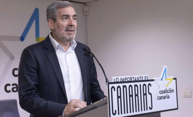 Archivan la causa contra Fernando Clavijo por el 'caso Reparos'