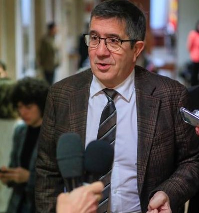 El PSOE acusa al PP de pedir la lista más votada cuando corren riesgo electoral