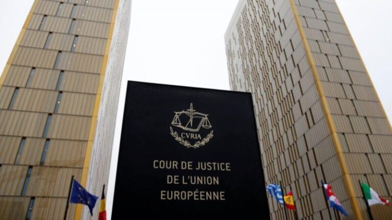 El Tribunal de Justicia de la Unión Europea avala la demanda contra cien bancos por las cláusulas suelo