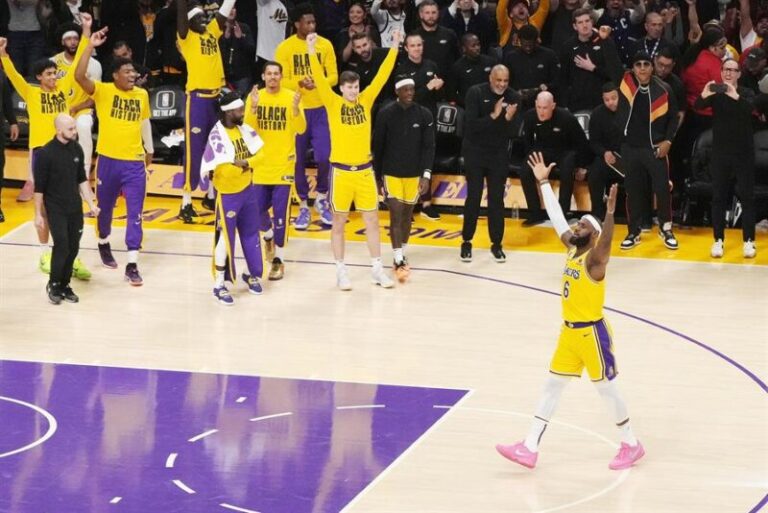 LeBron James se convierte en el máximo anotador de la historia de la NBA