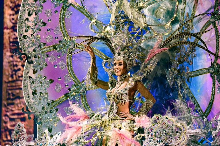 Once candidatas para reinar en el Carnaval de Las Palmas de Gran Canaria