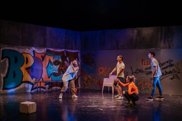 ‘Broken Play’, una obra de teatro sobre adolescentes y suicidio