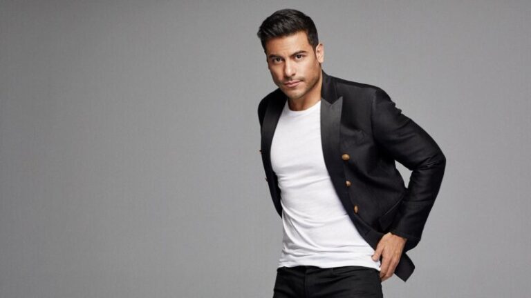 Carlos Rivera, estrella invitada a la Gala de la Reina del Carnaval de S/C de Tenerife