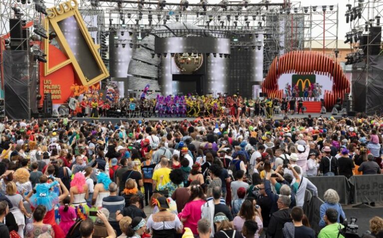 El Carnaval de Las Palmas de Gran Canaria congrega hasta su ecuador a más de 132.000 personas