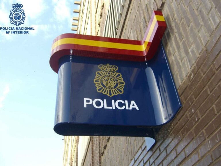 Detenida por agredir sexualmente a su ex novia y atacar a los agentes que intervinieron en Gran Canaria