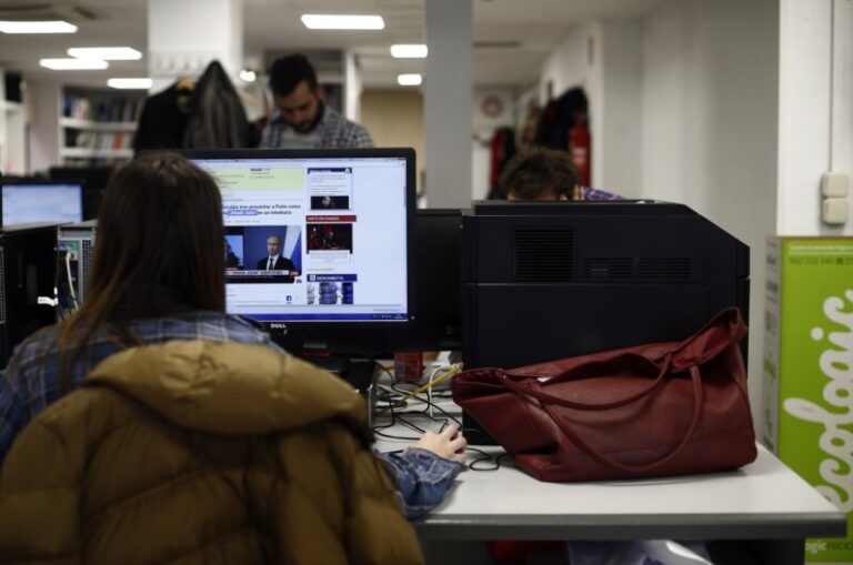 El Gobierno aprueba la subida del salario mínimo hasta 1.080 euros