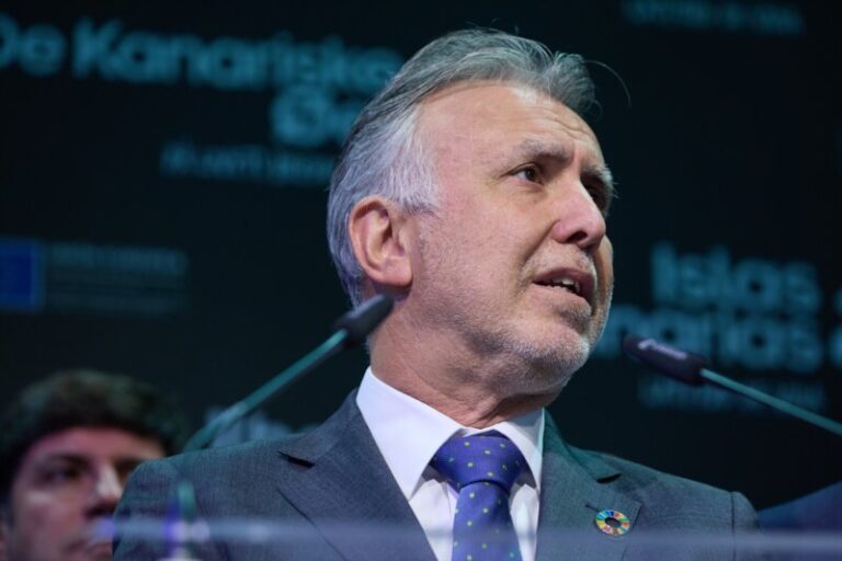 El presidente de Canarias ya se encuentra en Cuba