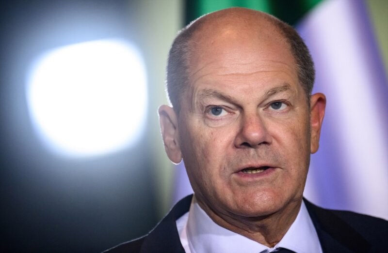 Scholz niega que la "mesurada" entrega de tanques a Ucrania vaya a recrudecer el conflicto