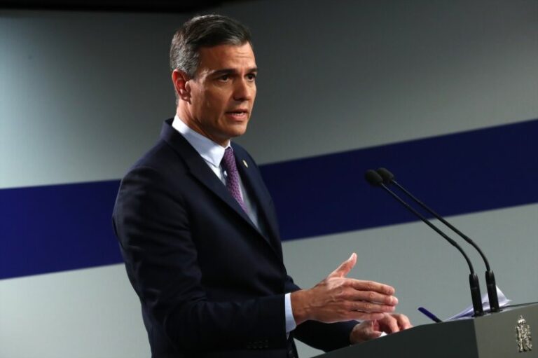 Sánchez, que respalda a Irene Montero, descarta una ruptura de la coalición