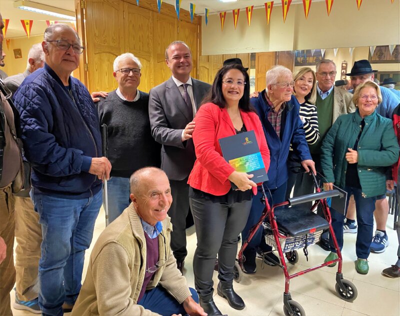 Hidalgo presenta el libro ‘Estudio y Análisis de los hechos históricos que formaron el devenir del barrio de Las Torres’ 