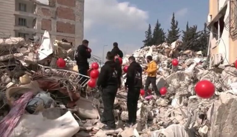 Ayuda y solidaridad por las víctimas de Turquía