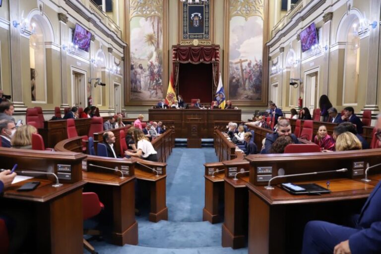 RTVC emite el debate sobre el Estado de la Nacionalidad Canaria