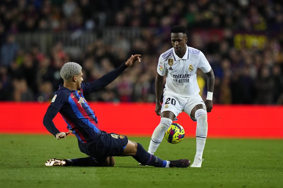 El Barcelona se impone al Real Madrid
