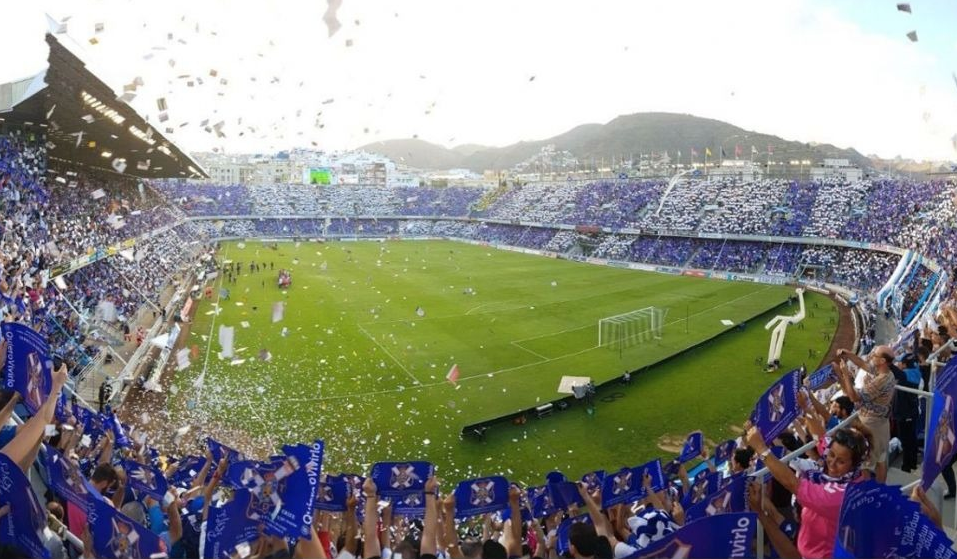Tenerife y Las Palmas ya miran al derbi del sábado