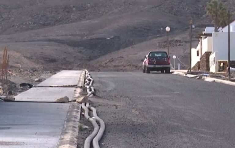 Los vecinos de La Pared, Fuerteventura, cumplen 8 días sin agua