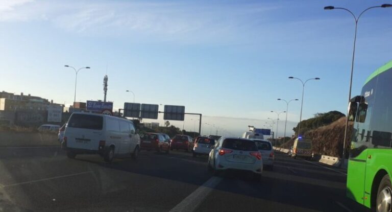 Importantes retenciones en la TF-5, sentido Santa Cruz, debido a dos accidentes