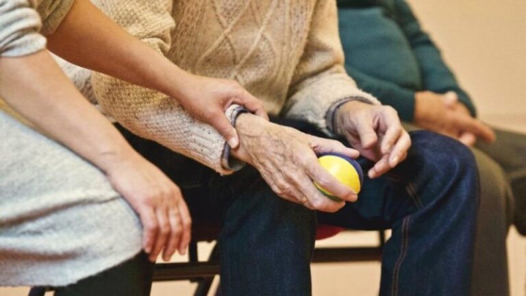 Más de 14 mil personas en Canarias padecen Parkinson
