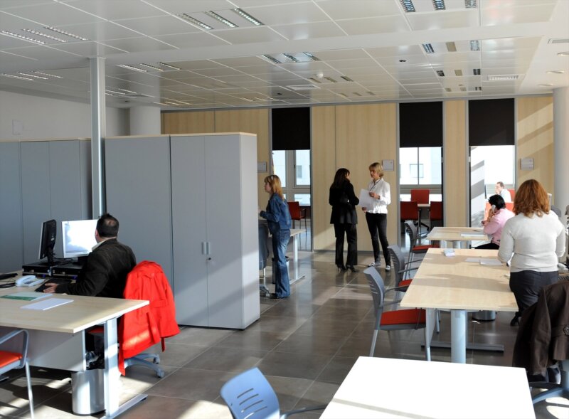 El sindicato UGT celebra la subida salarial para los empleados públicos acordada entre el Gobierno y los sindicatos