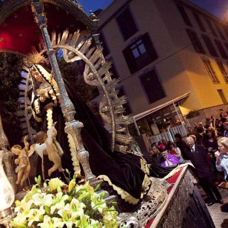 La Laguna celebra su Procesión Magna
