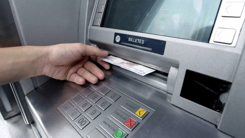 En el municipio de Betancuria, en Fuerteventura, encontrar una sucursal bancaria es misión imposible, ya que si sus vecinos quieren dinero o atención personalizada tienen que desplazarse