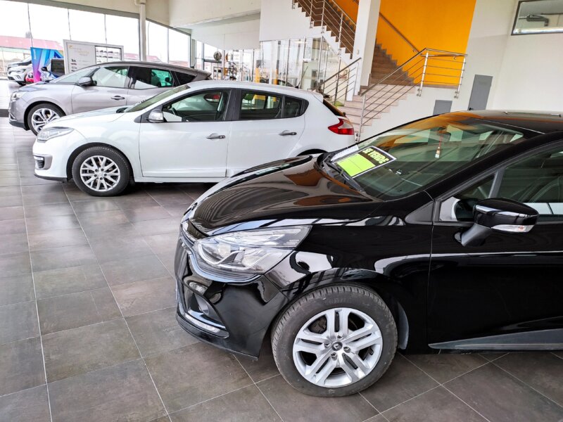 La venta de coches usados cae en Canarias un 5,9% en marzo