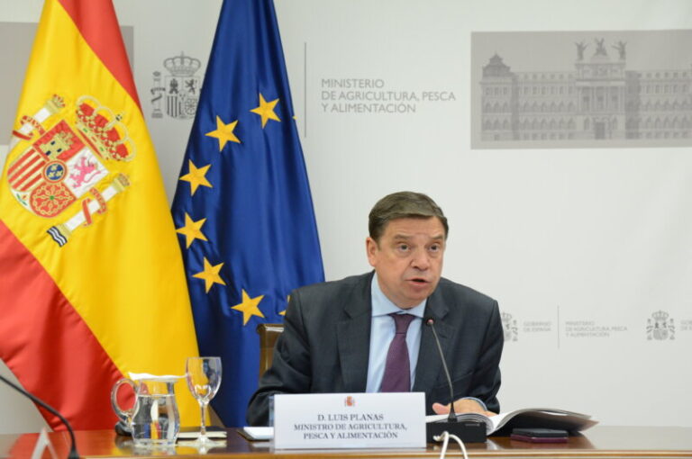 Agricultura repartirá 295 millones de euros a programas agrícolas y ganaderos