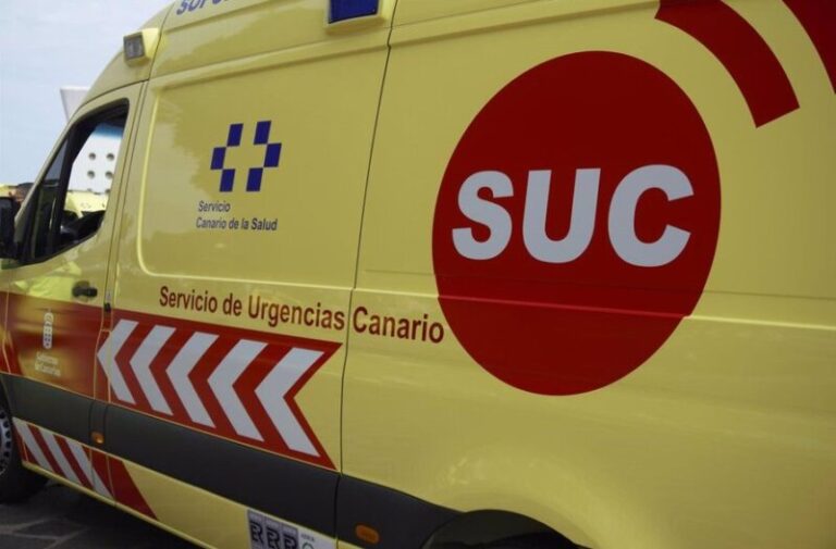 Accidente entre un camión y una guagua en la GC-2 a la altura de Arucas