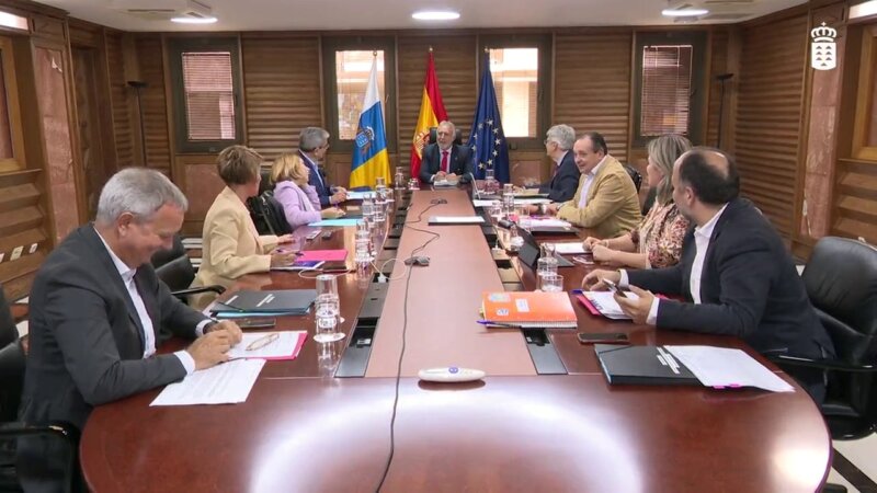 El Gobierno canario regula el teletrabajo en el empleo público